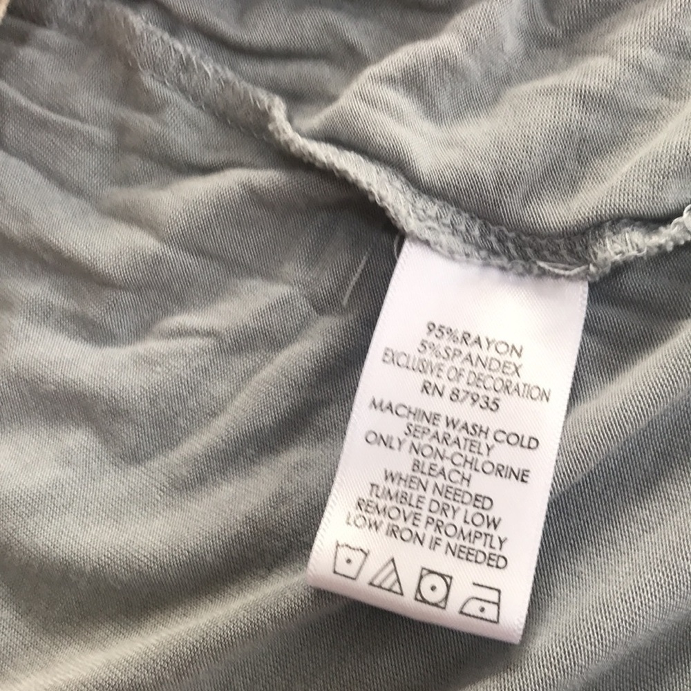 LOGO Layers 1X grey crew top with lace hem - Picture 7 of 7